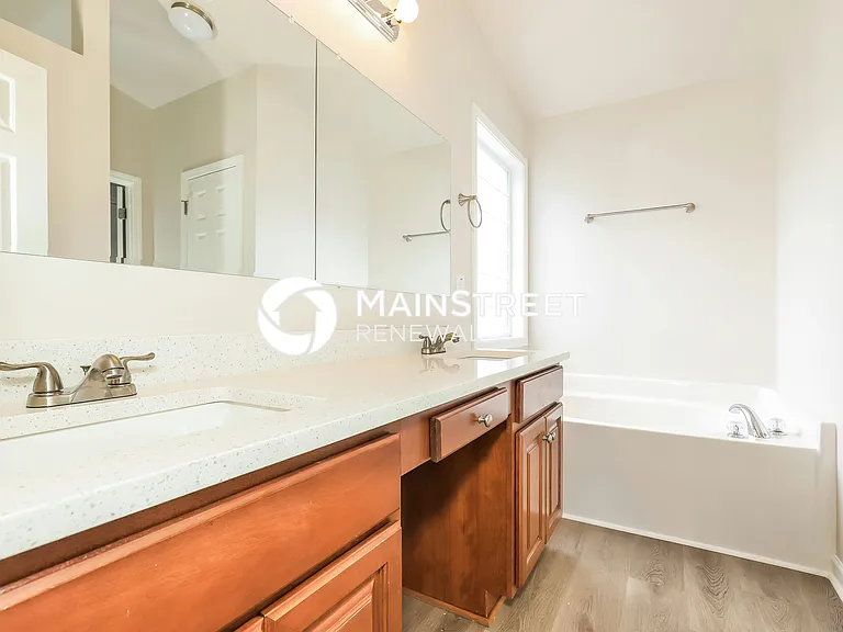 Main Bathroom
