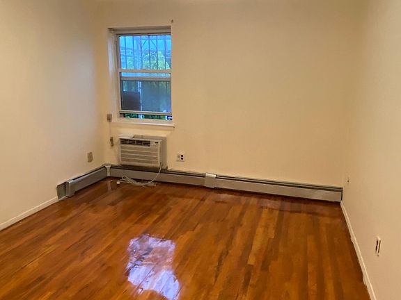 5th image of 8707 20th Ave