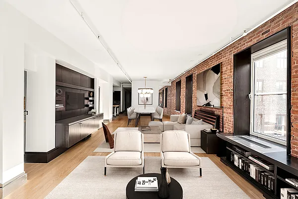 Sold by Coleman Real Estate Group | media 5