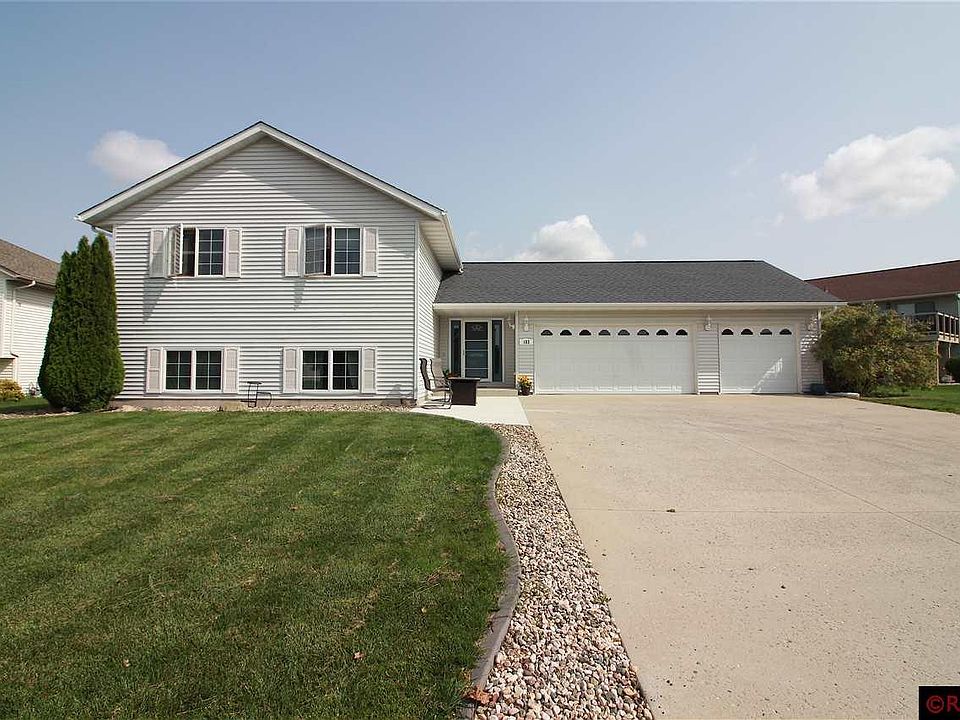 1st image of 132 Copperfield Dr