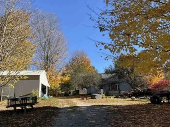 2020 N Saddler Rd, Luther, MI 49656