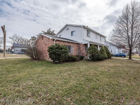 605 Navarre St, Monroe, MI 48161