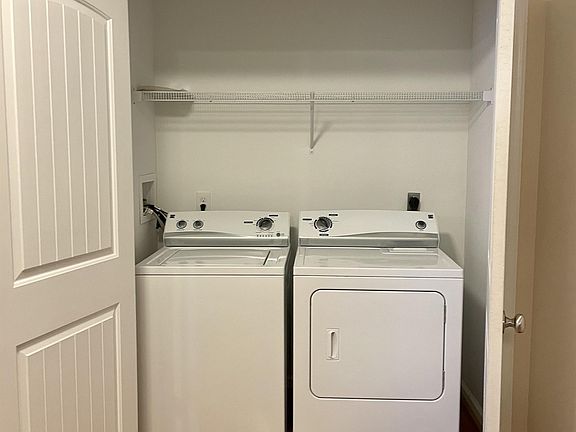 5th image of 101 Colonnade St #103