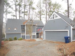613 Lake Vista Dr, Forest, VA 24551