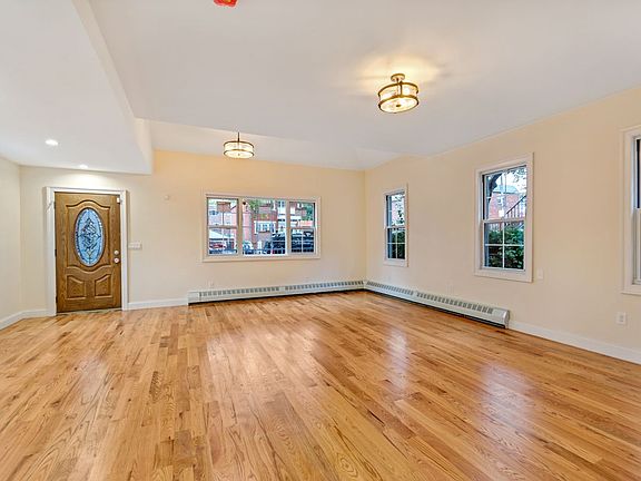 3rd image of 969 E 56th St