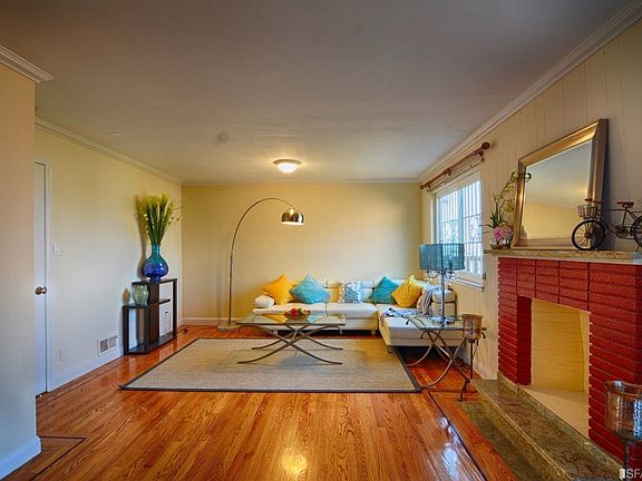 3rd image of 879 University Street # Fl 2nd