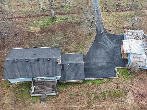 3rd image of 428 Dodd Rd