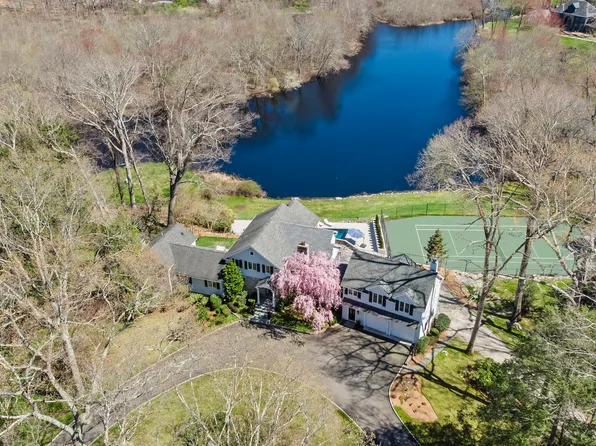 97 Lords Highway, Weston, CT 06883