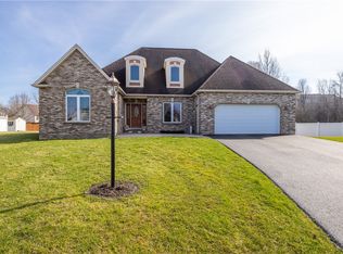 21 Marc Mar Cir, Rochester, NY 14606