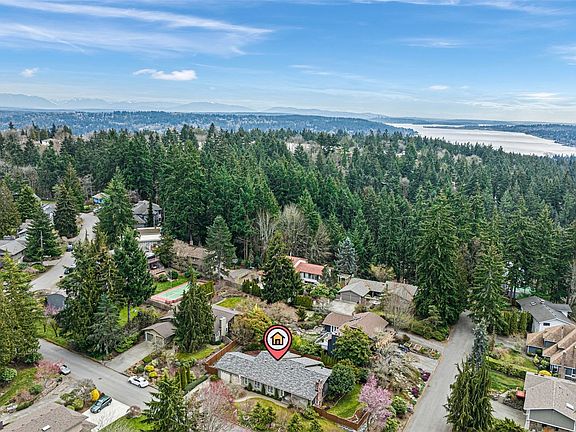 2nd image of 4205 NE 203rd St