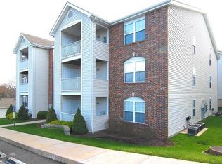 1216 River Chase Dr #4, Arnold, MO 63010