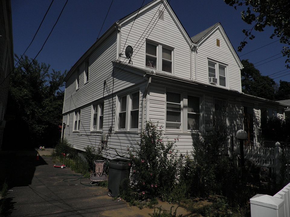 2nd image of 120 142nd Street