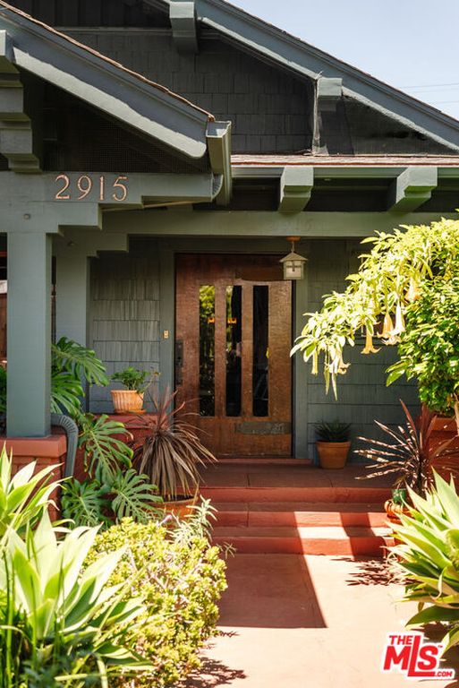 2915 S Budlong Ave, Los Angeles, CA - View 3