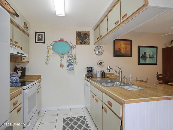 2nd image of 3344 Sandy Reef Ct #3344