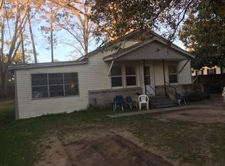 1707 Lee St, Laurel, MS 39440