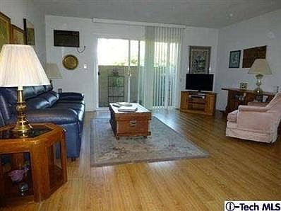 3rd image of 11138 Aqua Vista St APT 28