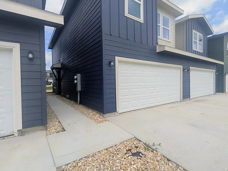 3501 E Renfro St #419 — Photo 2