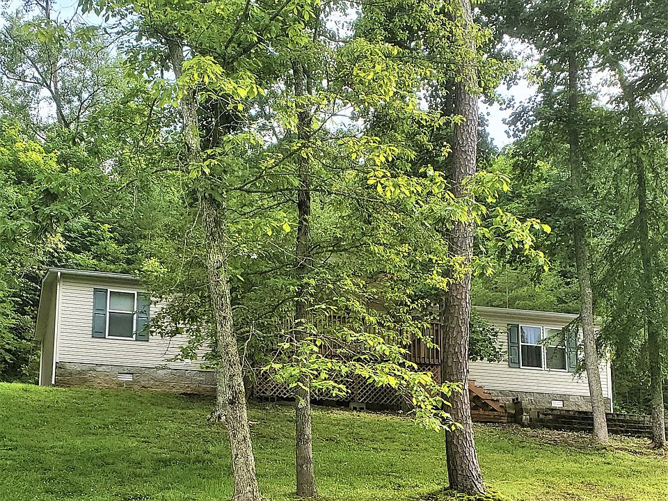 1st image of 70 Tammy Dr