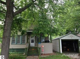 608 Bridge Ave, Alma, MI 48801