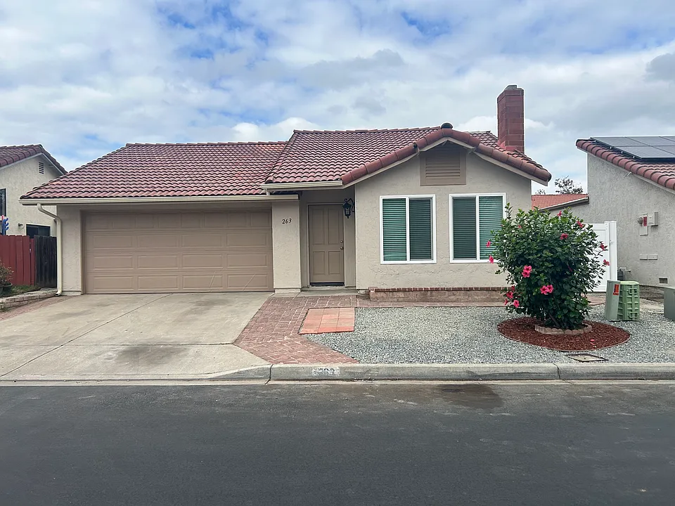 263 Hyacinth Way