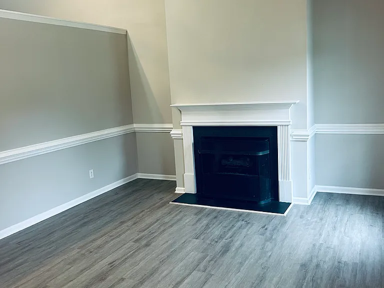 804 Valley Creek Dr — Photo 6