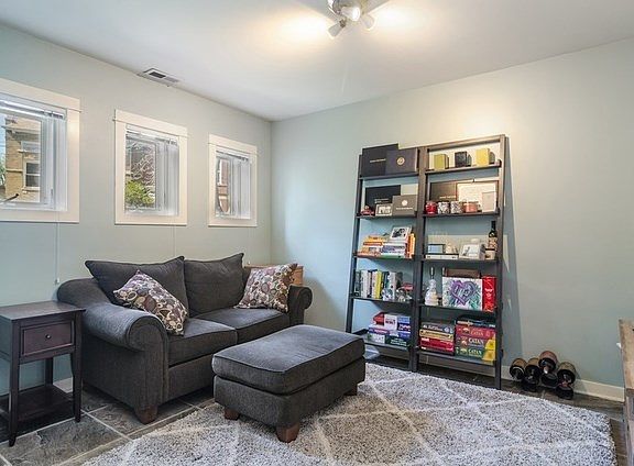 3rd image of 2033 W Warner Ave