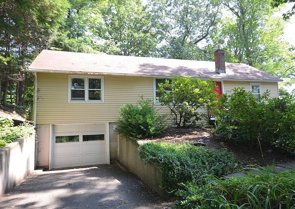 1st image of 256 N Silver Ln