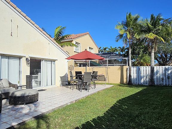 4th image of 18710 NW 10th Street