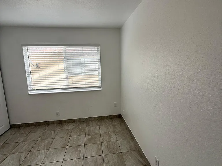 27043 Tyrrell Ave #3 — Photo 11