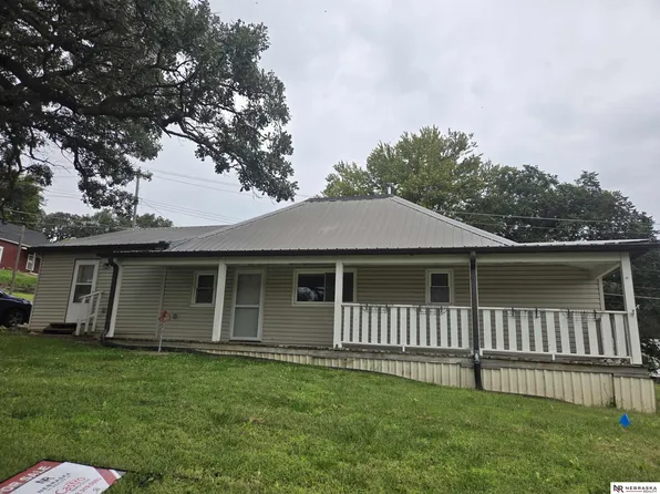 517 S 5th St, Plattsmouth, NE 68048