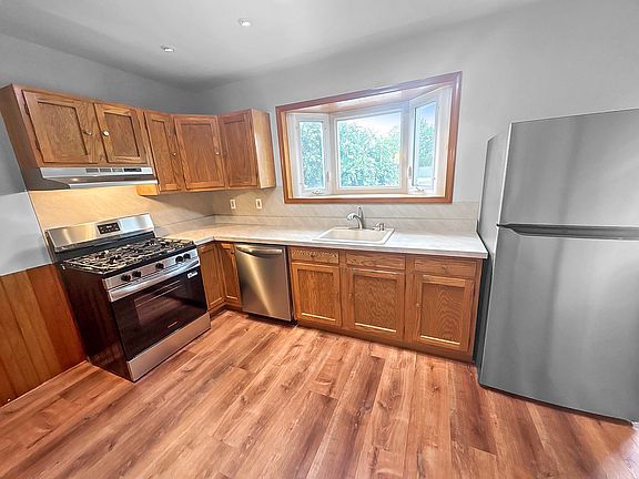 Kitchen 2/2