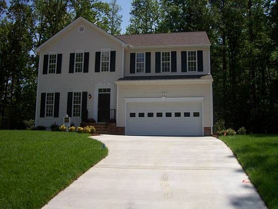 1st image of 1604 Camerons Landing Blvd
