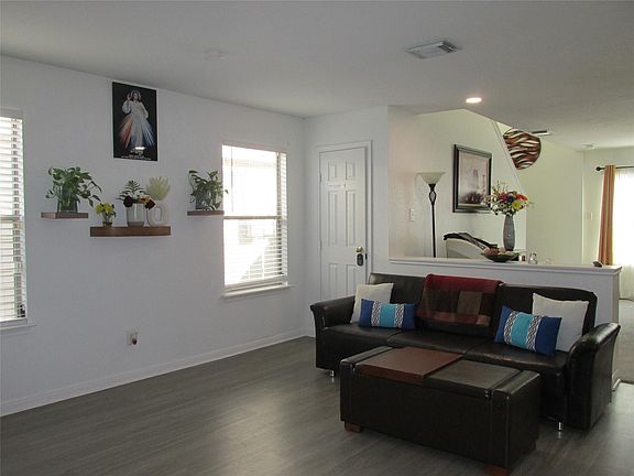 4th image of 15106 Blue Creek Ranch Dr