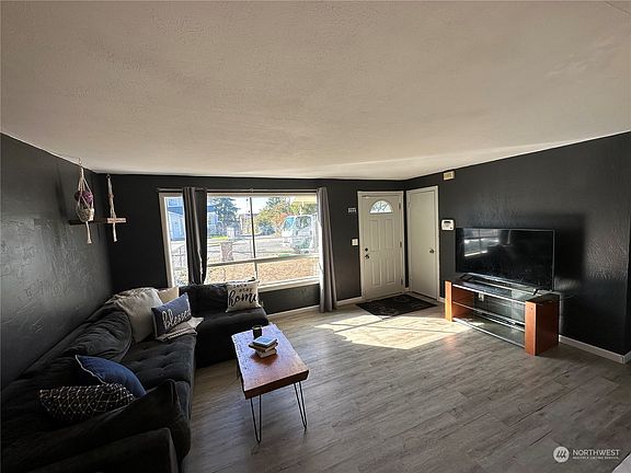 2nd image of 8413 S Ainsworth Avenue