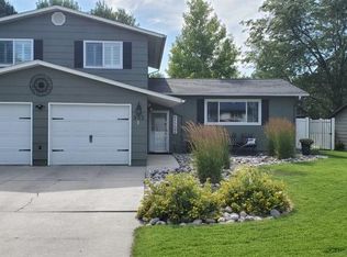 902 Lynwood Dr, Billings, MT 59102