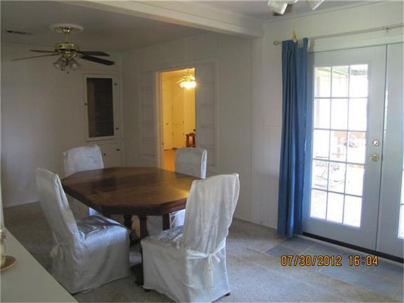 Formal Dining
