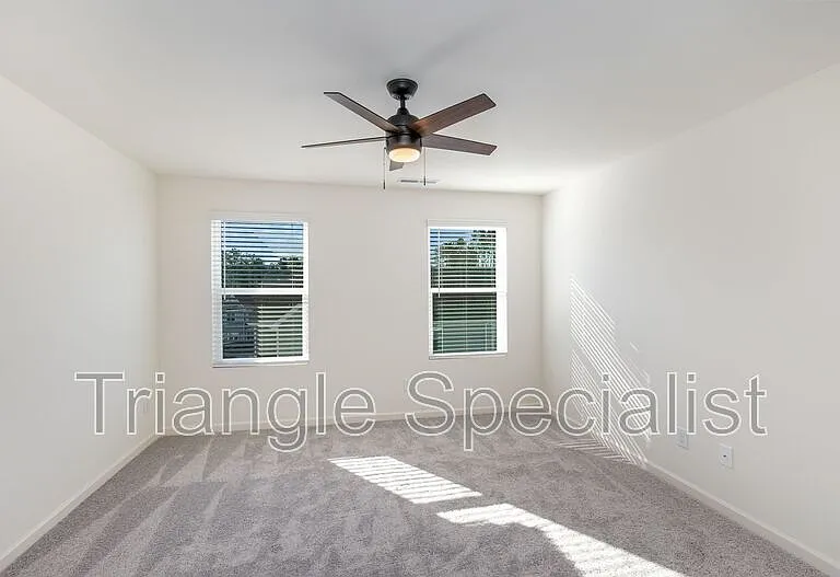 1876 Knights Crest Way — Photo 16