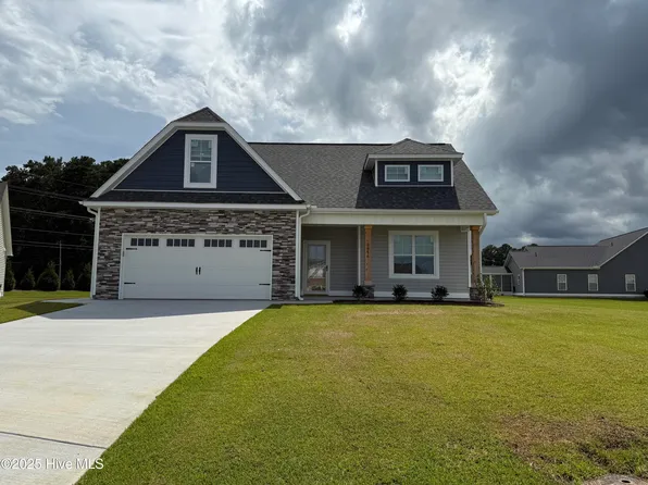 2816 Walbrook Court, Winterville, NC 28590