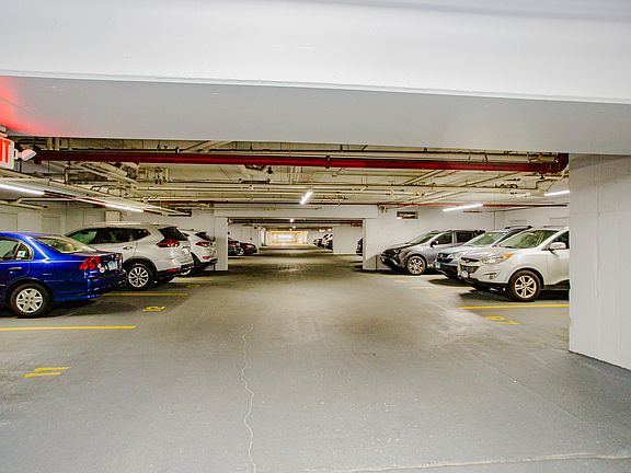5th image of 7041 W Touhy Ave APT 509