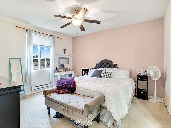 4th image of 18615 101st Avenue Ct E #365