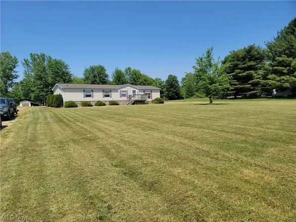703 Dodgeville Rd E, Jefferson, OH 44047