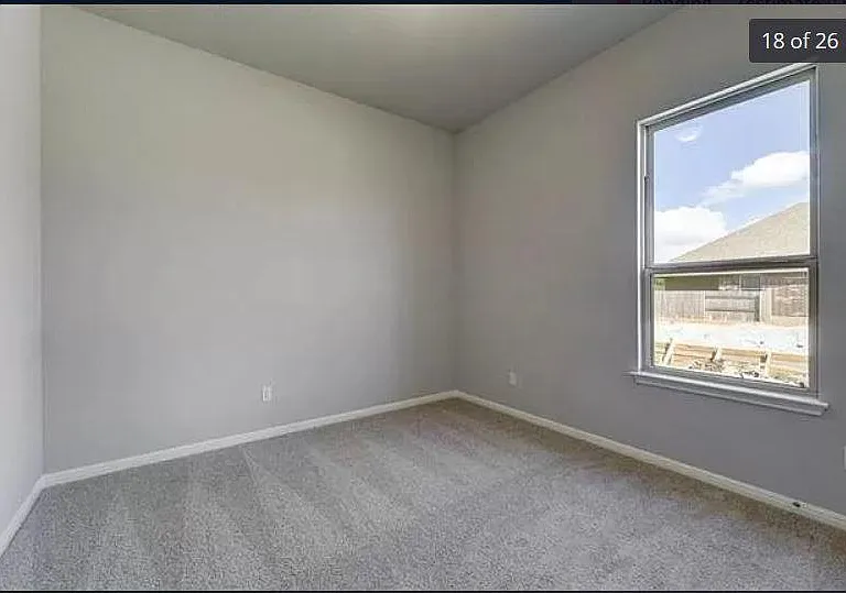 816 Centerra Hills Cir — Photo 17