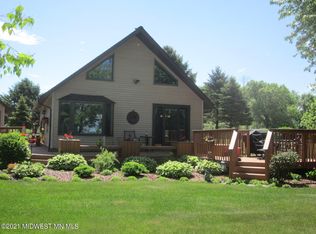 26349 Dl Estates Rd, Elbow Lake, MN 56531