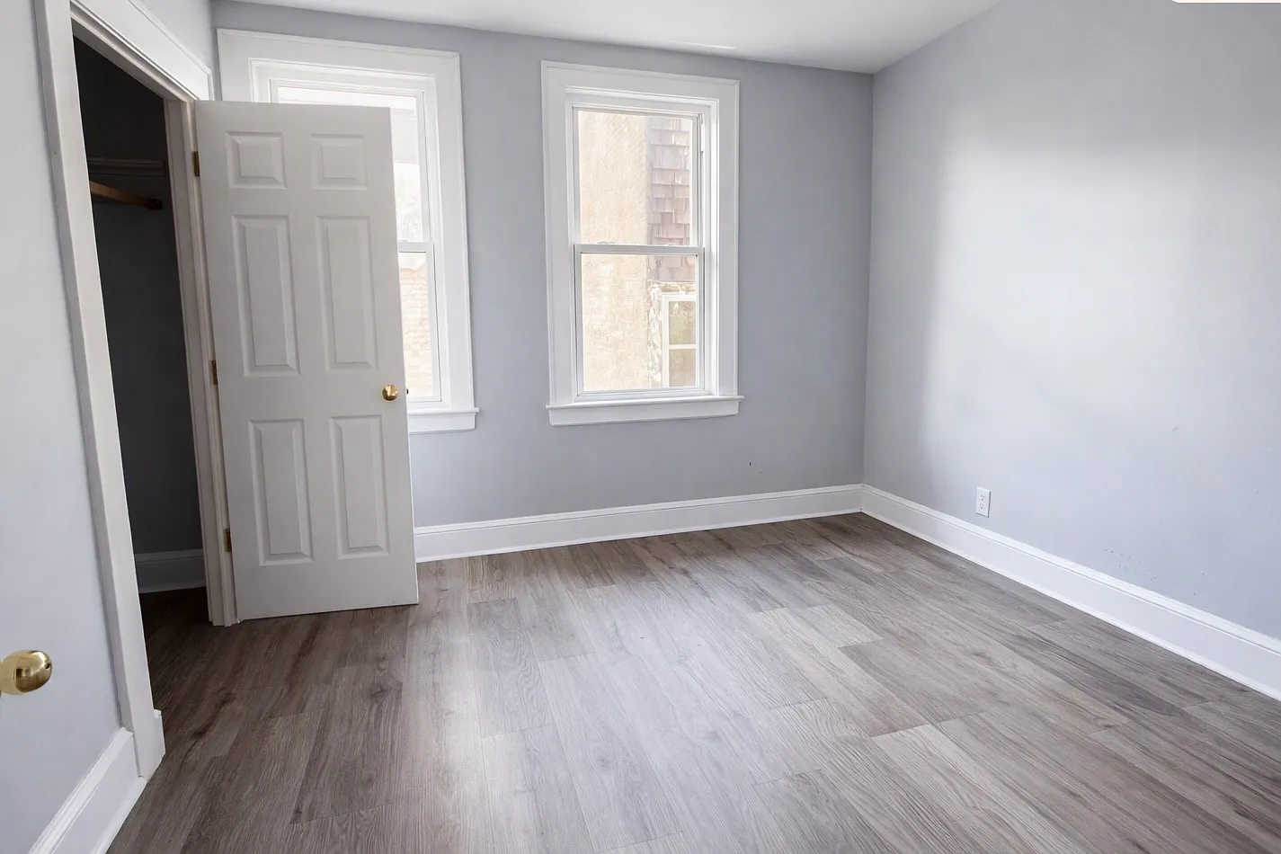 3 bed, 2226 sqft, $2,300 — Photo 2