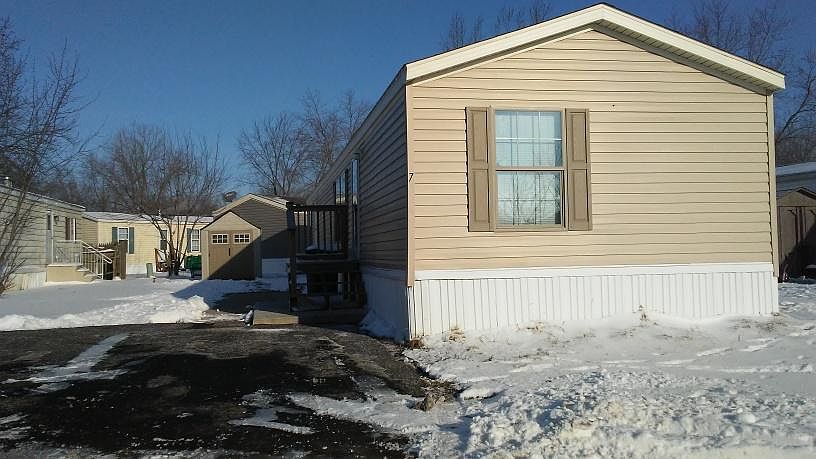 1st image of 7 Sportsmans Dr