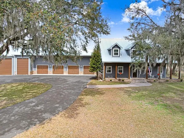 14224 Lorraine Ct, Dade City, FL 33525