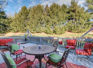 22 Hampton Ct, Basking Ridge, NJ 07920