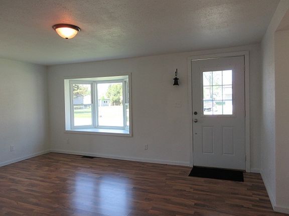 2nd image of 12820 W Center St