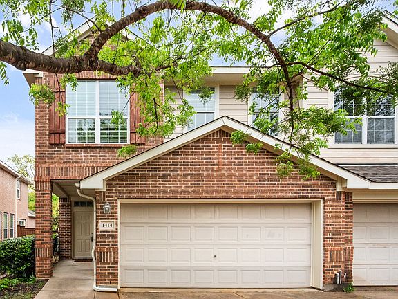 3rd image of 1414 Ravenwood Dr