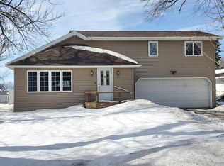 222 6th Ave SE, Elbow Lake, MN 56531